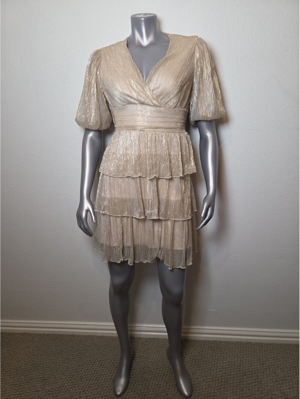 ALEXA B NITES -gold  METALLIC FLUTTER SLEEVE RUFFLED COCKTAIL DRESS sz.6